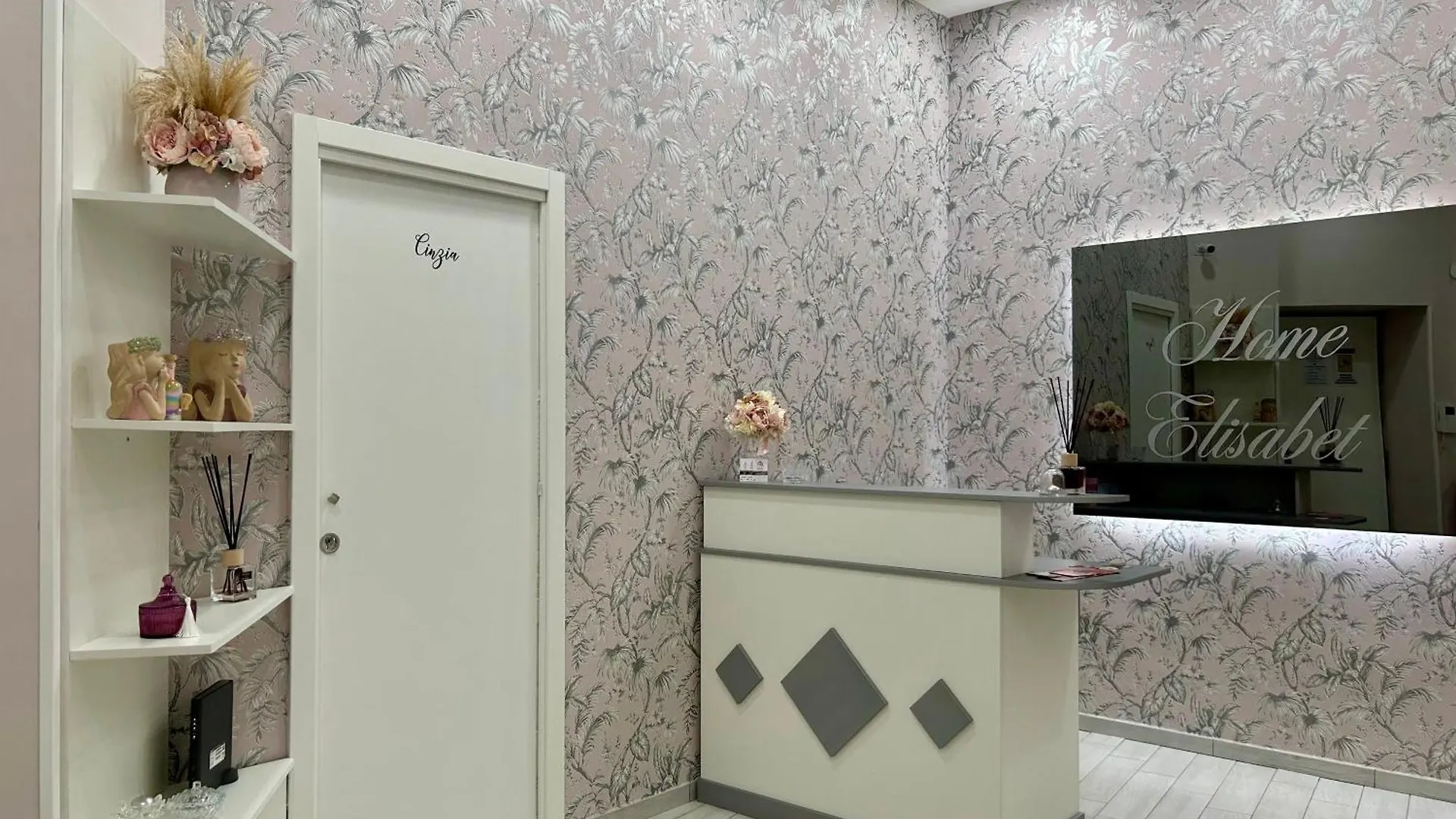Home Elisabet Naples Apartment