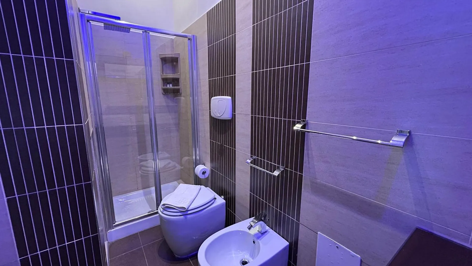 Apartment Home Elisabet Naples Italy